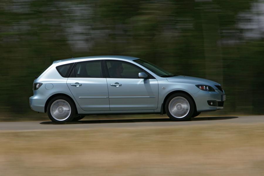 Mazda3 2003 года  (фото 54 из 142)